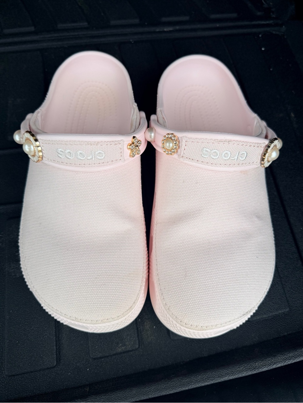 Crocs - Picture 3 of 5